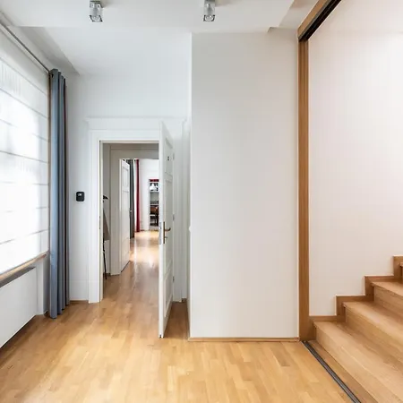 Palac Zieleniewskich Sw Marka 31 Apartment *
