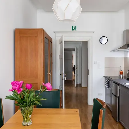 Palac Zieleniewskich Sw Marka 31 Krakow